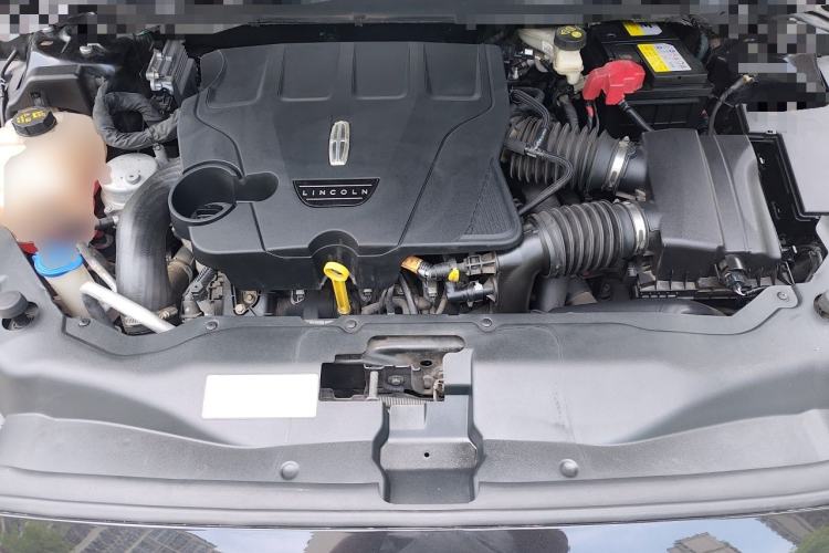 Used Lincoln Continental 2017 3.0T Four-Wheel Drive Prestige Edition Engine Bay
