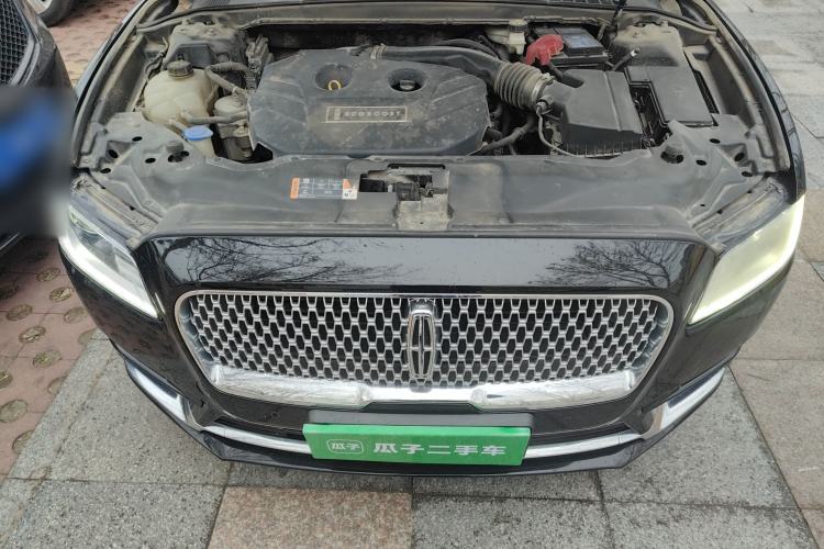 Used Lincoln Continental 2017 2.0T Two-Wheel Drive Deluxe Edition Engine Bay
