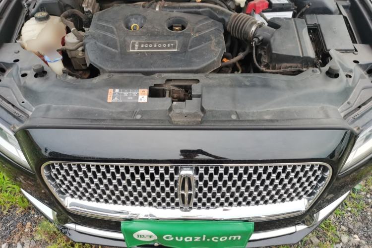 Used Lincoln Continental 2017 2.0T Two-Wheel Drive Deluxe Edition Engine Bay