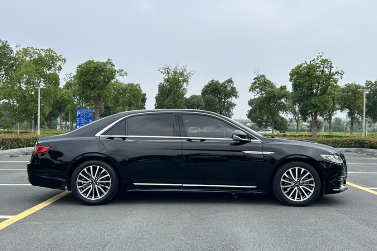 Used Lincoln Continental 2017 2.0T Two-Wheel-Drive Luxury Edition Exterior 2