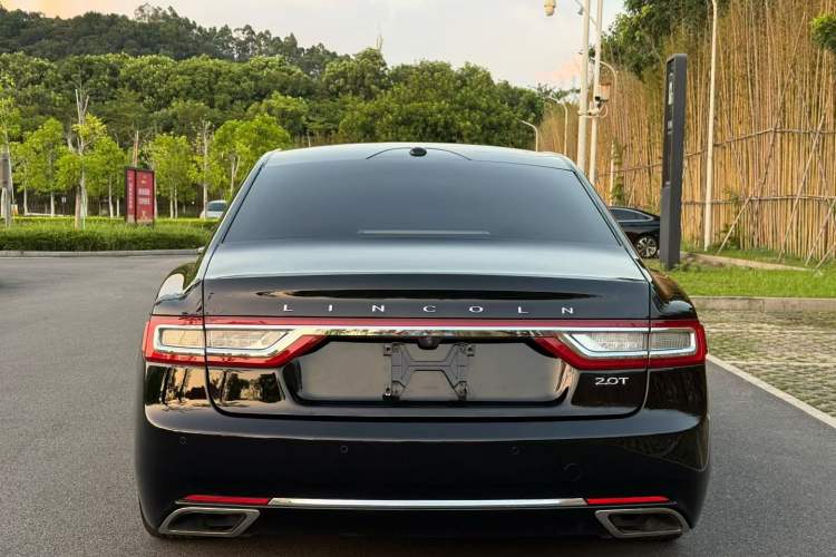 Used Lincoln Continental 2017 2.0T Two-Wheel-Drive Luxury Edition Exterior 7