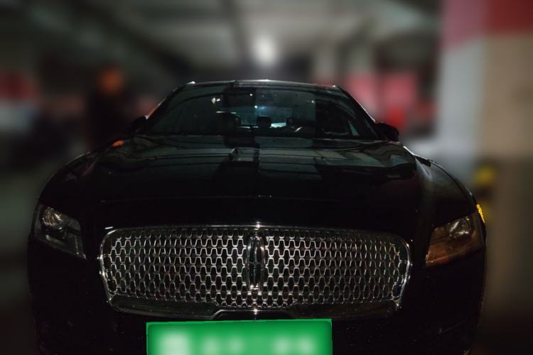 Used Lincoln Continental 2017 2.0T Two-Wheel Drive Deluxe Edition Front