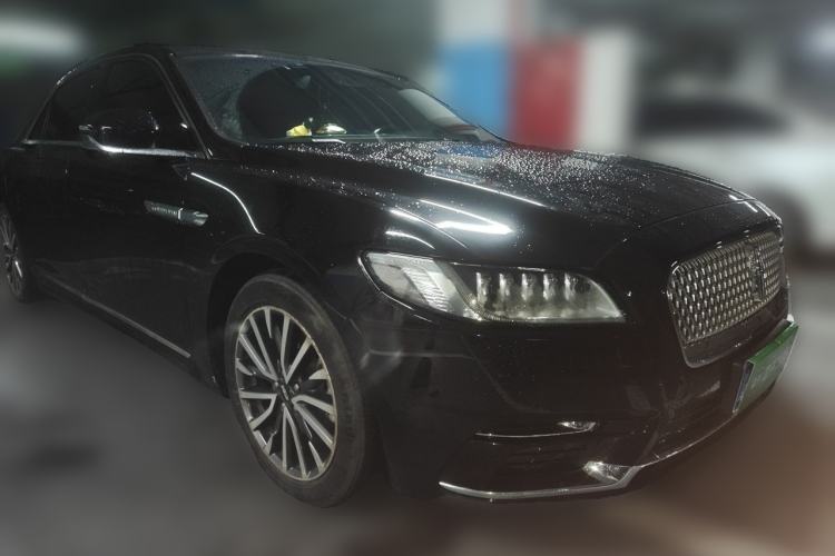 Used Lincoln Continental 2017 2.0T Two-Wheel-Drive Luxury Edition Front Right 45 Deg