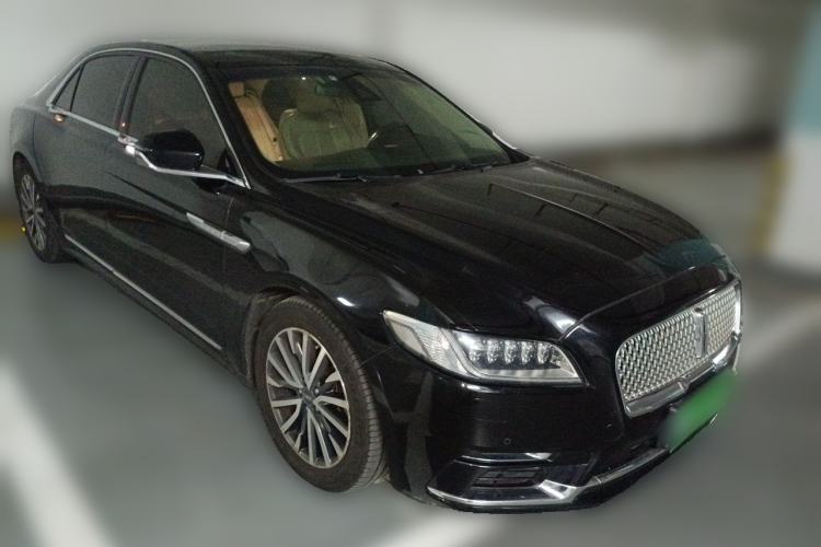 Used Lincoln Continental 2017 2.0T Two-Wheel-Drive Luxury Edition Front Right 45 Deg