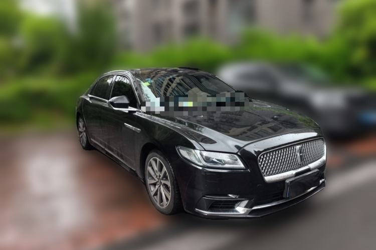 Used Lincoln Continental 2017 2.0T Two-Wheel Drive Deluxe Edition Front Right 45 Deg
