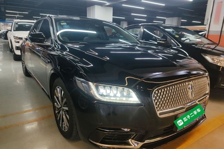 Used Lincoln Continental 2017 2.0T Two-Wheel-Drive Luxury Edition Front Right 45 Deg