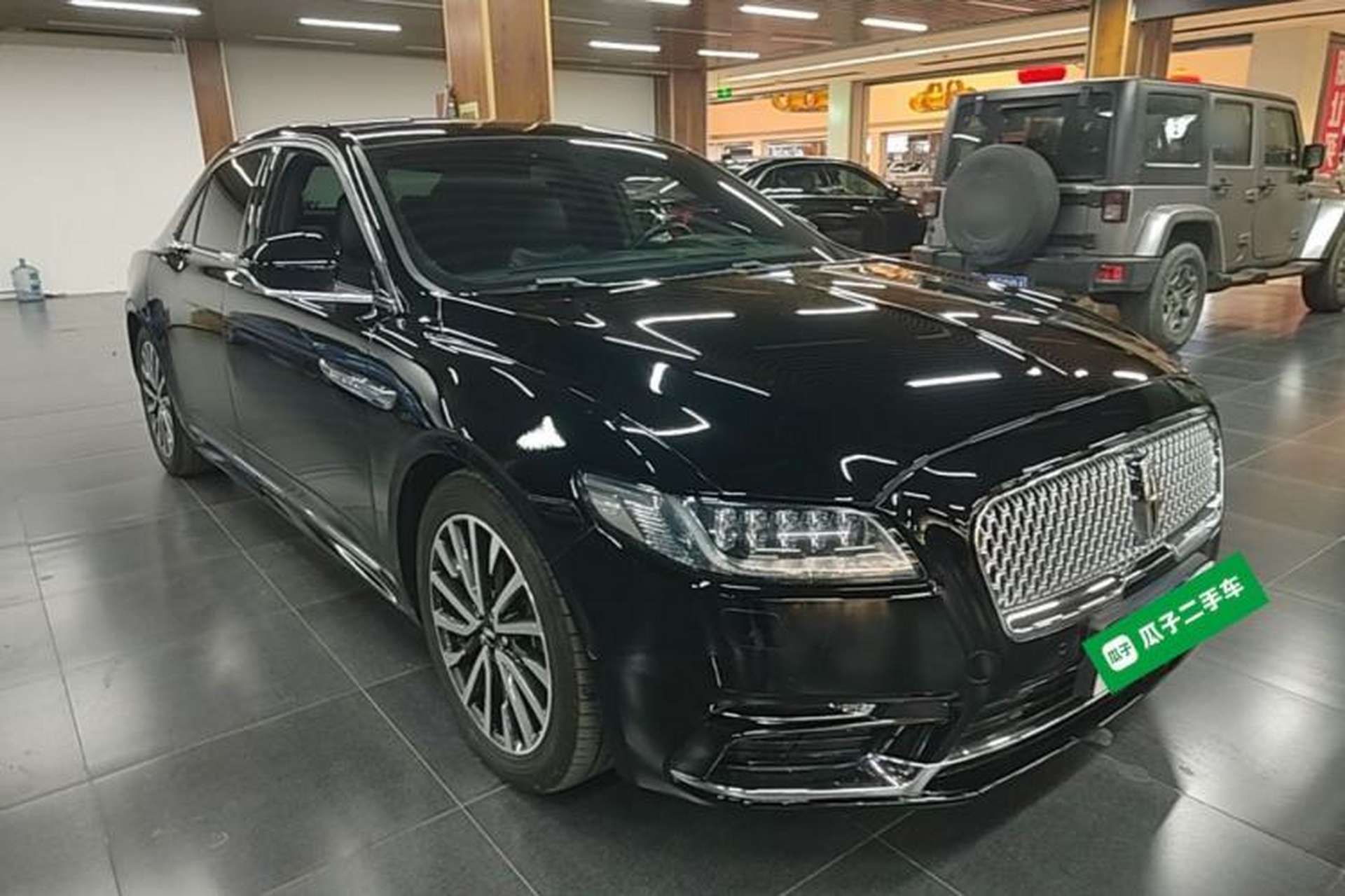 Used Lincoln Continental 2017 2.0T Two-Wheel Drive Prestige Edition Front Right 45 Deg