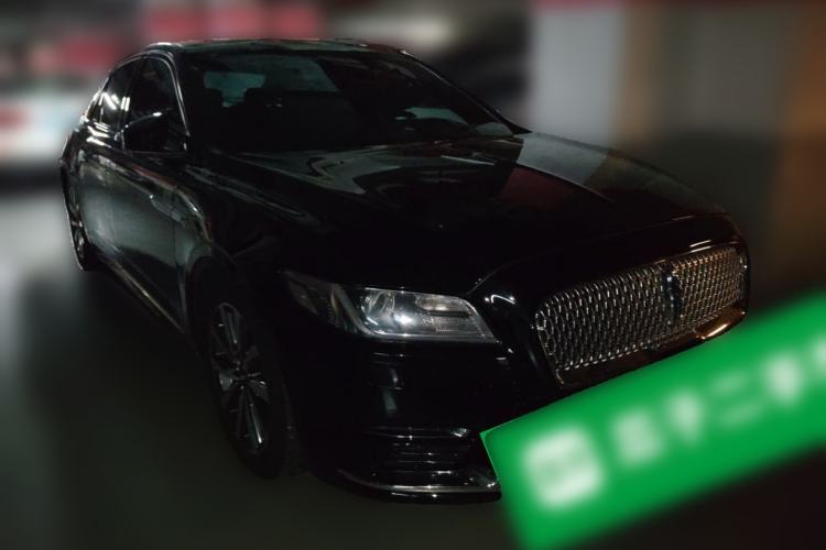 Used Lincoln Continental 2017 2.0T Two-Wheel Drive Deluxe Edition Front Right 45 Deg