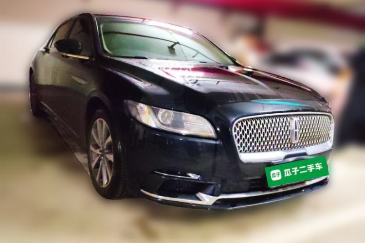 Used Lincoln Continental 2017 2.0T Two-Wheel Drive Deluxe Edition Front Right 45 Deg