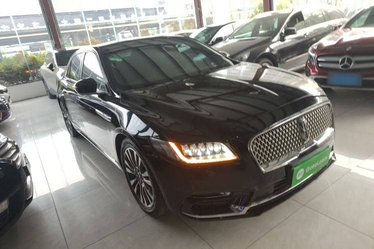 Used Lincoln Continental 2017 3.0T Four-Wheel Drive Prestige Edition Front Right 45 Deg