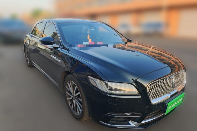 Used Lincoln Continental 2017 2.0T Two-Wheel-Drive Luxury Edition Front Right 45 Deg