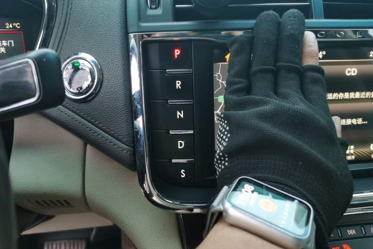 Used Lincoln Continental 2017 2.0T Two-Wheel Drive Deluxe Edition Gear Lever