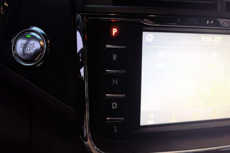 Used Lincoln Continental 2017 2.0T Two-Wheel Drive Deluxe Edition Gear Lever