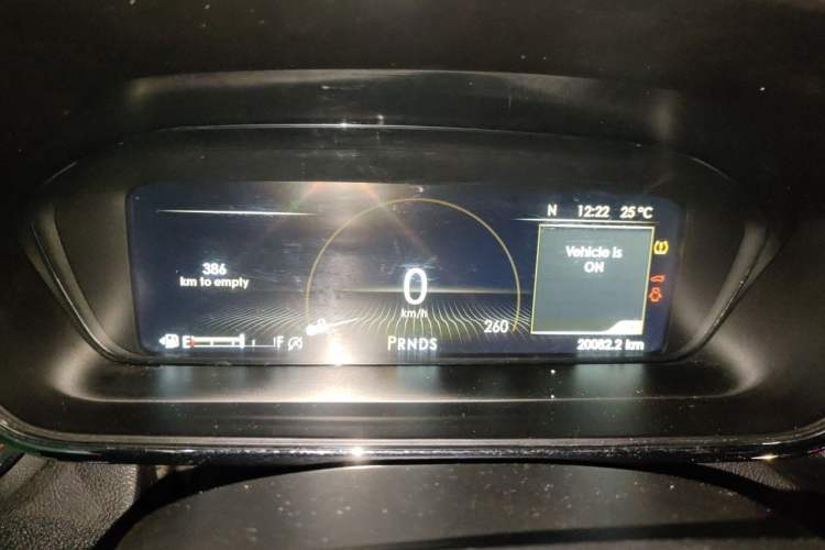 Used Lincoln Continental 2017 2.0T Two-Wheel Drive Deluxe Edition Instrument Cluster