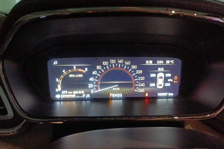Used Lincoln Continental 2017 2.0T Two-Wheel-Drive Luxury Edition Instrument Cluster