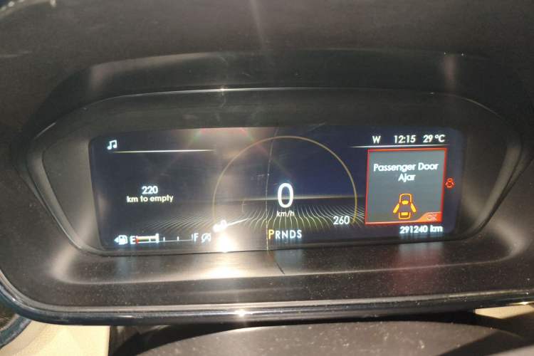 Used Lincoln Continental 2017 2.0T Two-Wheel Drive Deluxe Edition Instrument Cluster