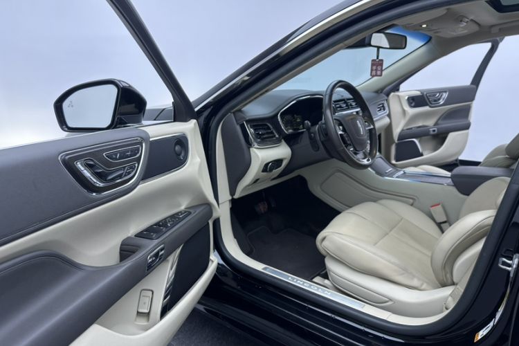 Used Lincoln Continental 2017 2.0T Two-Wheel Drive Prestige Edition Interior 2