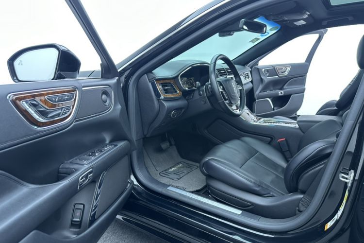 Used Lincoln Continental 2017 3.0T Four-Wheel Drive Prestige Edition Interior 4