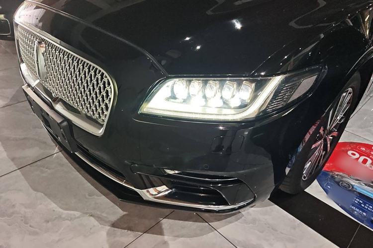 Used Lincoln Continental 2017 2.0T Two-Wheel-Drive Luxury Edition Left Front Headlight