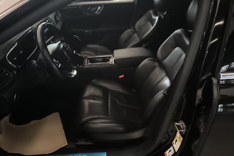Used Lincoln Continental 2017 2.0T Two-Wheel-Drive Luxury Edition Left Front Seat