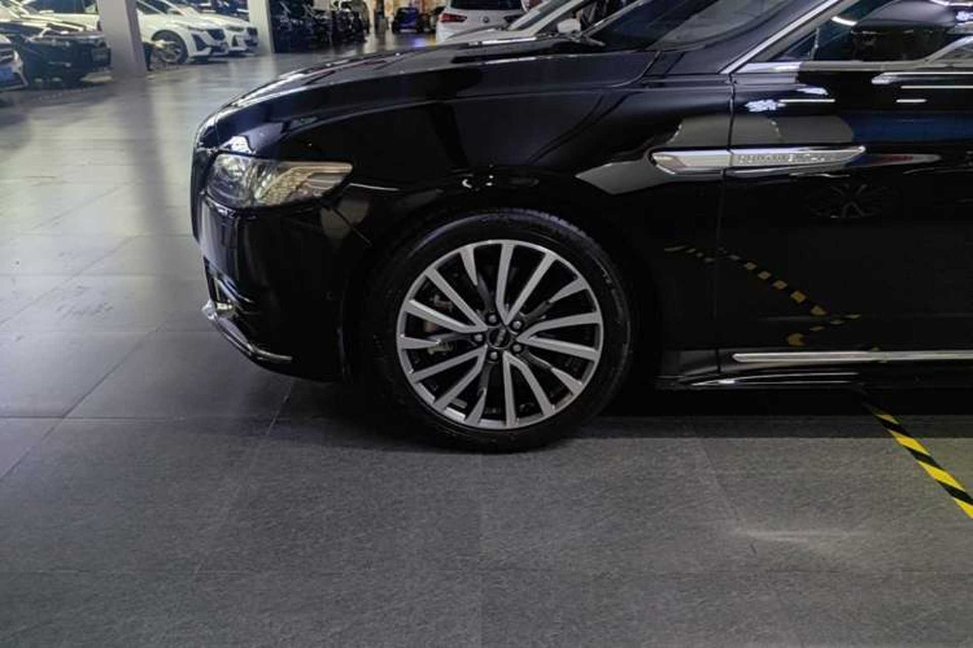 Used Lincoln Continental 2017 2.0T Two-Wheel Drive Prestige Edition Left Front Wheel Hub
