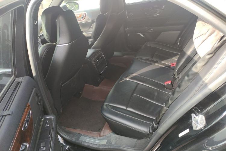 Used Lincoln Continental 2017 2.0T Two-Wheel Drive Prestige Edition Left Rear Seat