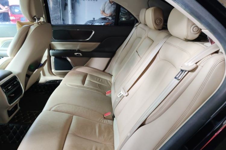 Used Lincoln Continental 2017 2.0T Two-Wheel Drive Deluxe Edition Left Rear Seat