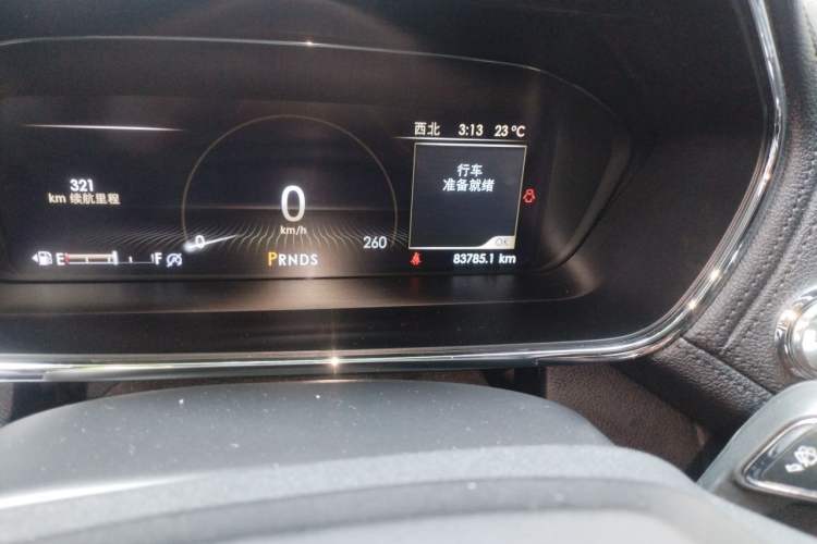 Used Lincoln Continental 2017 2.0T Two-Wheel Drive Deluxe Edition Odometer Close Up