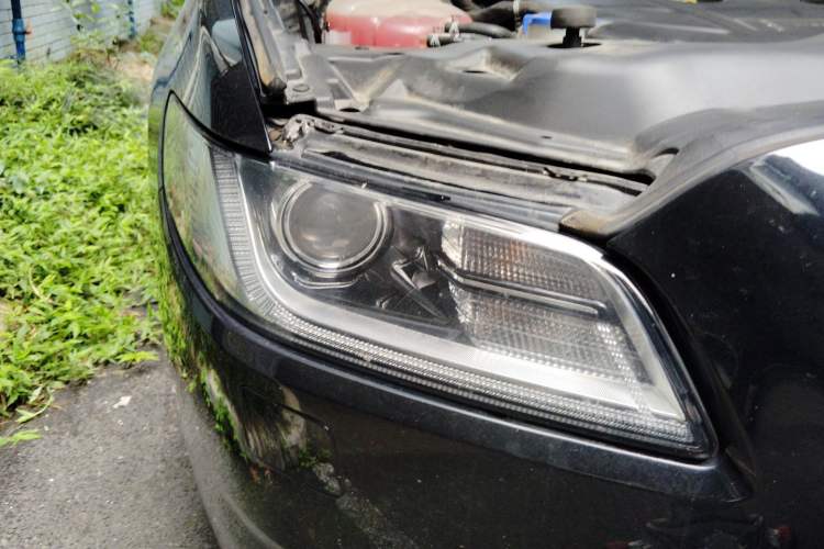 Used Lincoln Continental 2017 2.0T Two-Wheel Drive Deluxe Edition Right Front Headlight