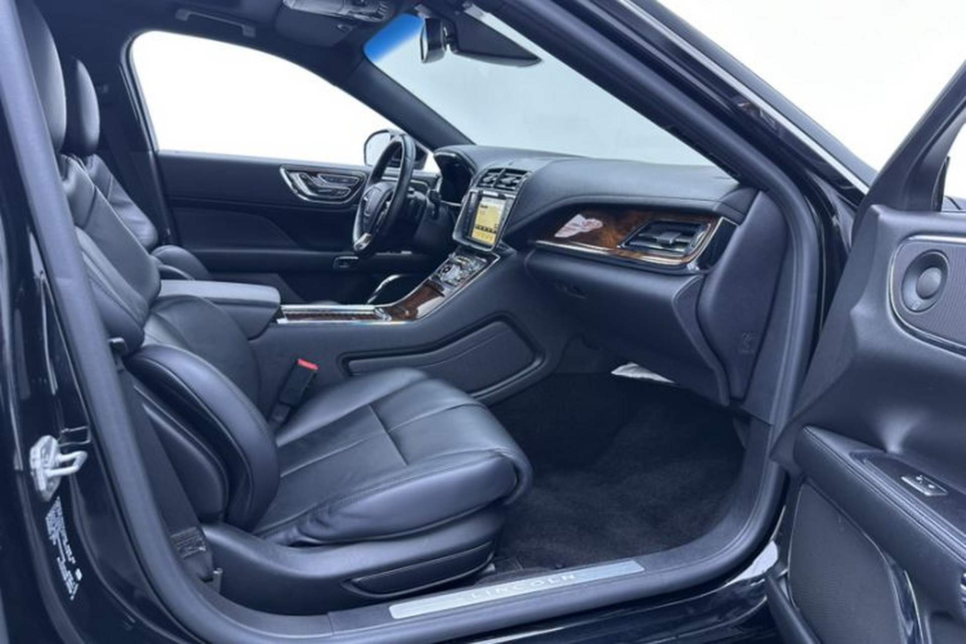 Used Lincoln Continental 2017 2.0T Two-Wheel Drive Prestige Edition Right Front Seat