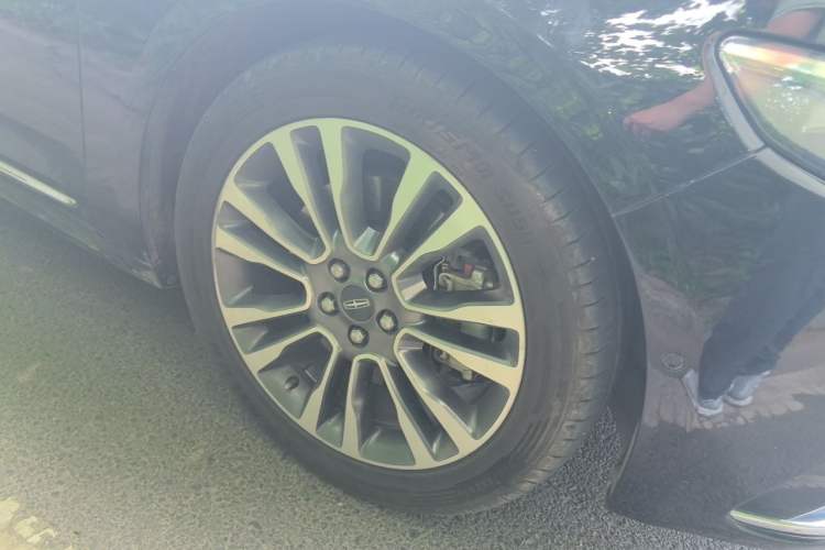 Used Lincoln Continental 2017 3.0T Four-Wheel Drive Prestige Edition Right Front Wheel Hub