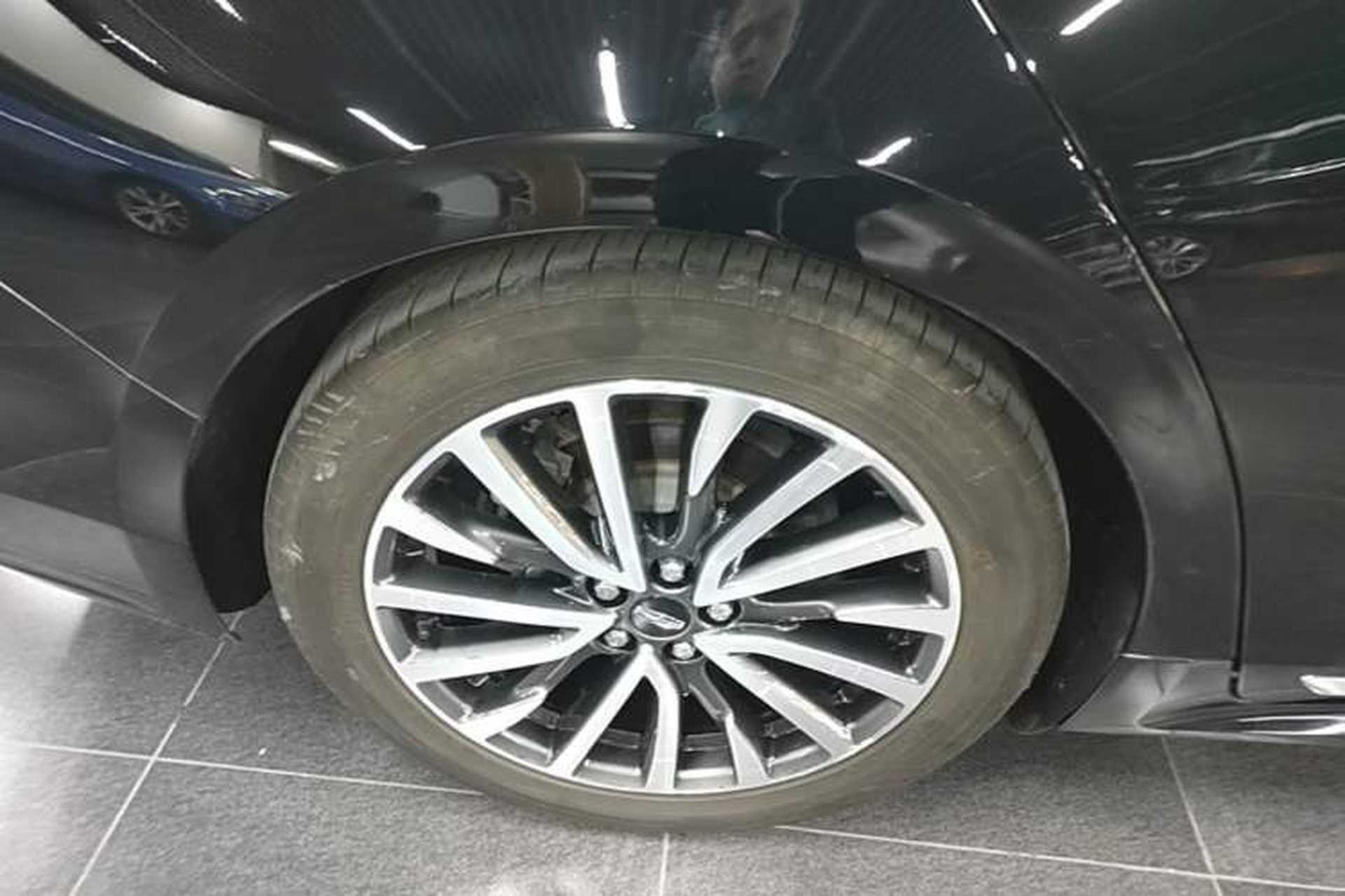 Used Lincoln Continental 2017 2.0T Two-Wheel Drive Prestige Edition Right Rear Wheel Hub