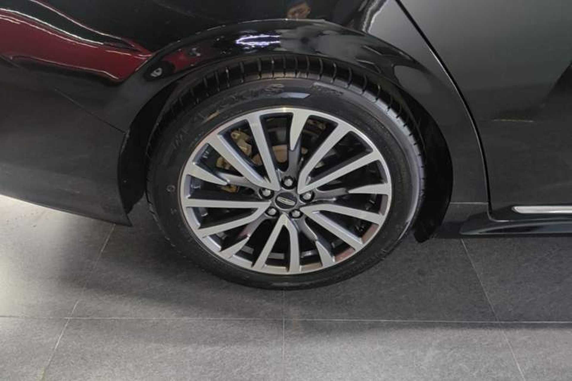Used Lincoln Continental 2017 2.0T Two-Wheel Drive Prestige Edition Right Rear Wheel Hub