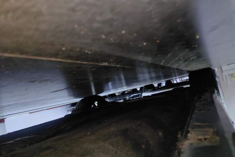 Used Lincoln Continental 2017 3.0T Four-Wheel Drive Prestige Edition Right Side Sill