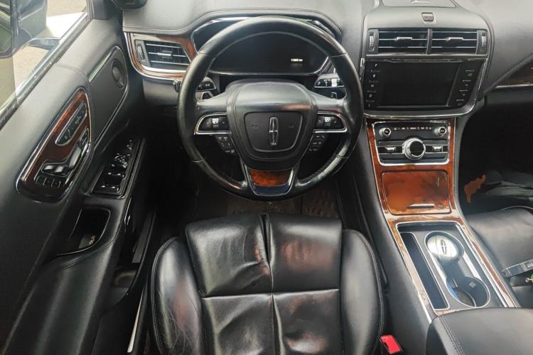 Used Lincoln Continental 2017 3.0T Four-Wheel Drive Prestige Edition Steering Wheel