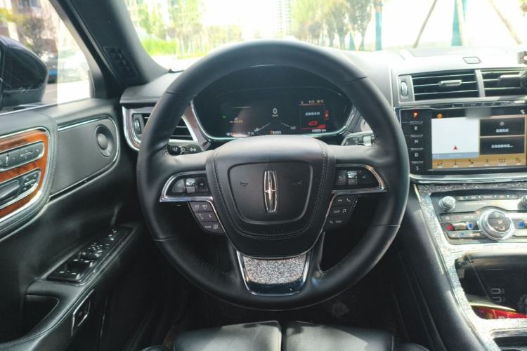 Used Lincoln Continental 2017 2.0T Two-Wheel Drive Prestige Edition Steering Wheel