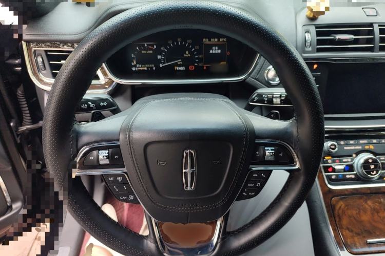 Used Lincoln Continental 2017 3.0T Four-Wheel Drive Prestige Edition Steering Wheel