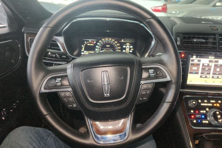 Used Lincoln Continental 2017 3.0T Four-Wheel Drive Prestige Edition Steering Wheel
