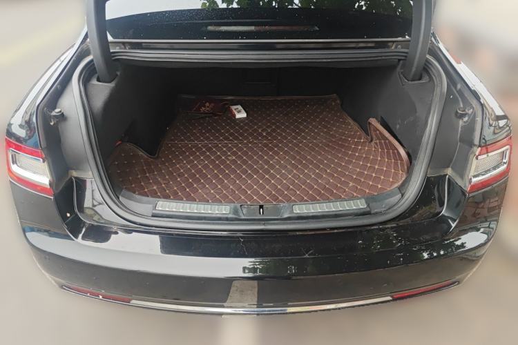 Used Lincoln Continental 2017 3.0T Four-Wheel Drive Prestige Edition Trunk