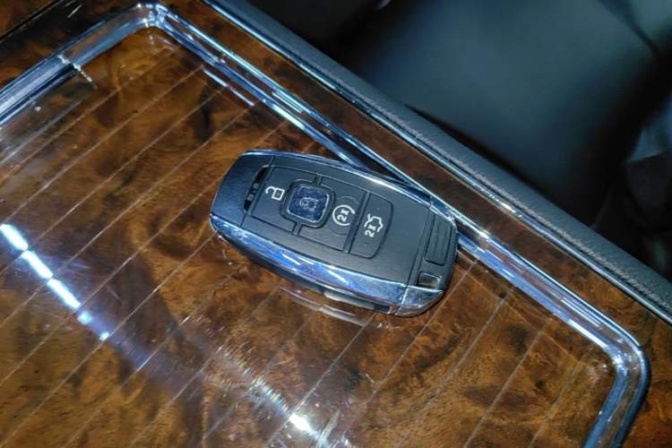 Used Lincoln Continental 2017 3.0T Four-Wheel Drive Prestige Edition Vehicle Key