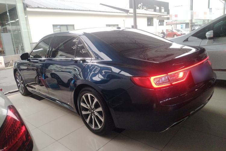 Used Lincoln Continental 2017 2.0T Two-Wheel Drive Deluxe Edition Exterior 3