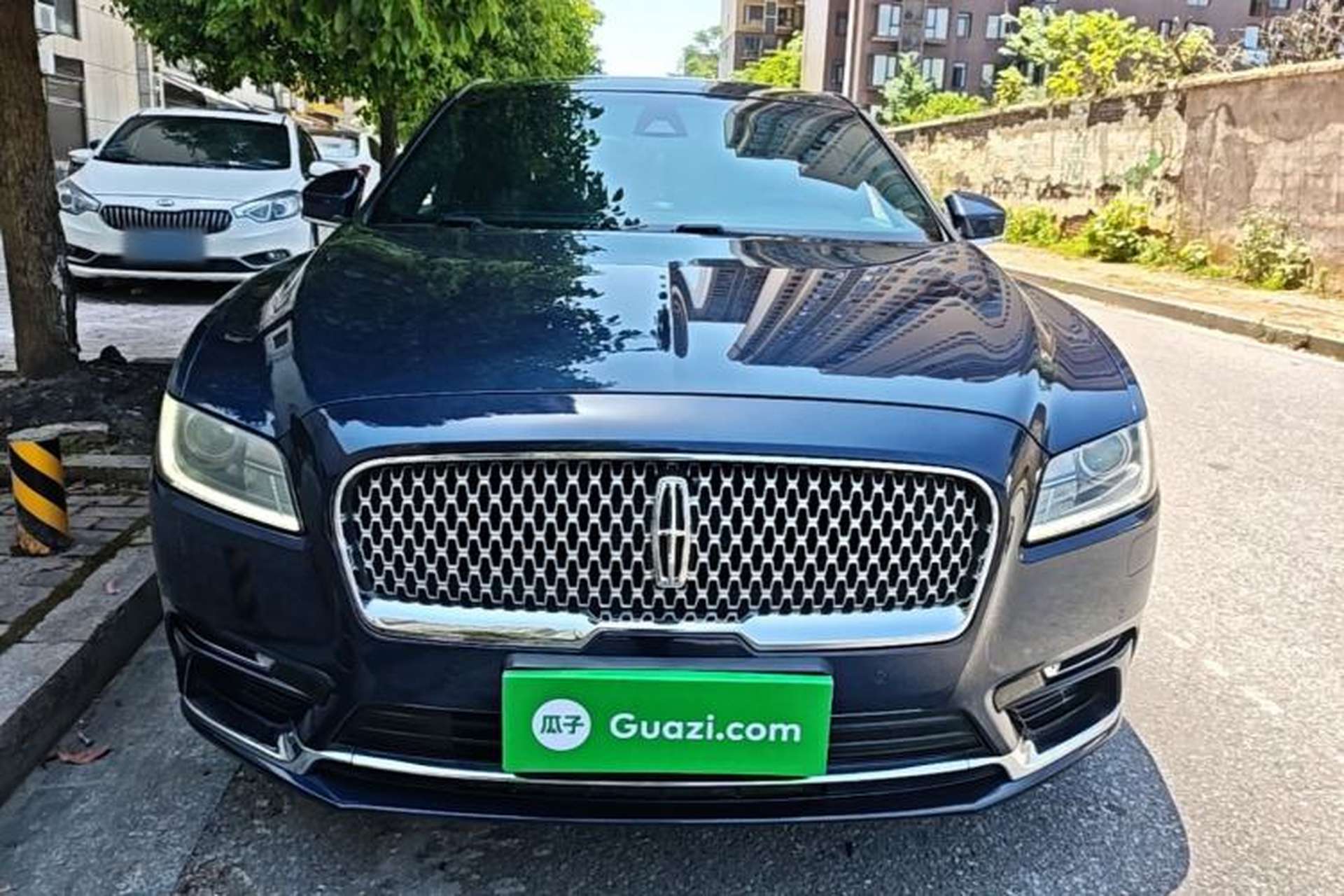 Used Lincoln Continental 2017 2.0T Two-Wheel Drive Deluxe Edition Front