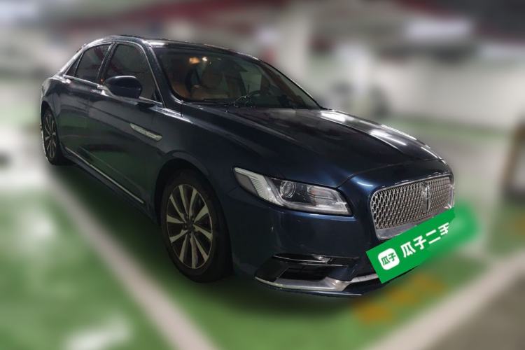 Used Lincoln Continental 2017 2.0T Two-Wheel Drive Deluxe Edition Front Right 45 Deg