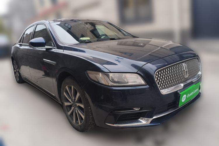 Used Lincoln Continental 2017 2.0T Two-Wheel Drive Deluxe Edition Front Right 45 Deg
