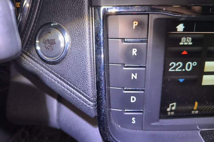 Used Lincoln Continental 2017 2.0T Two-Wheel Drive Deluxe Edition Gear Lever