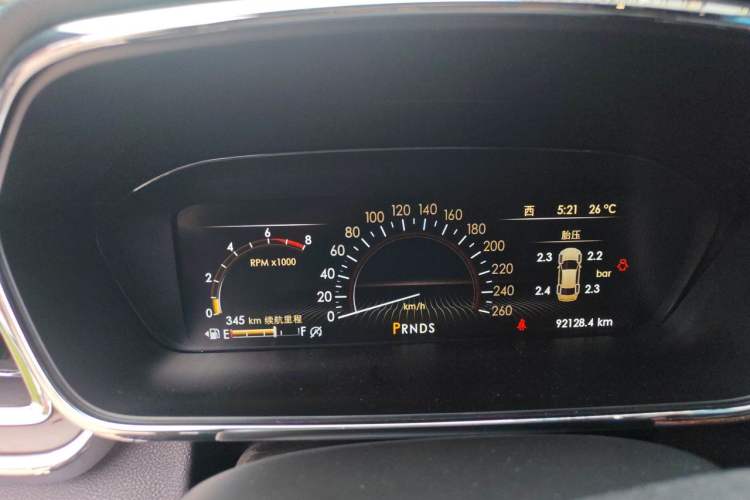 Used Lincoln Continental 2017 2.0T Two-Wheel-Drive Luxury Edition Instrument Cluster