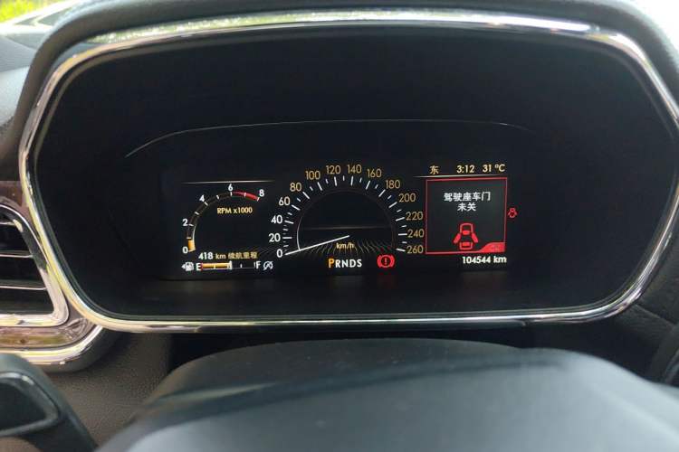 Used Lincoln Continental 2017 2.0T Two-Wheel Drive Deluxe Edition Instrument Cluster