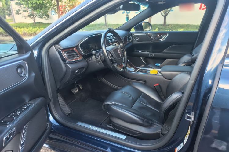 Used Lincoln Continental 2017 2.0T Two-Wheel Drive Prestige Edition Interior 1