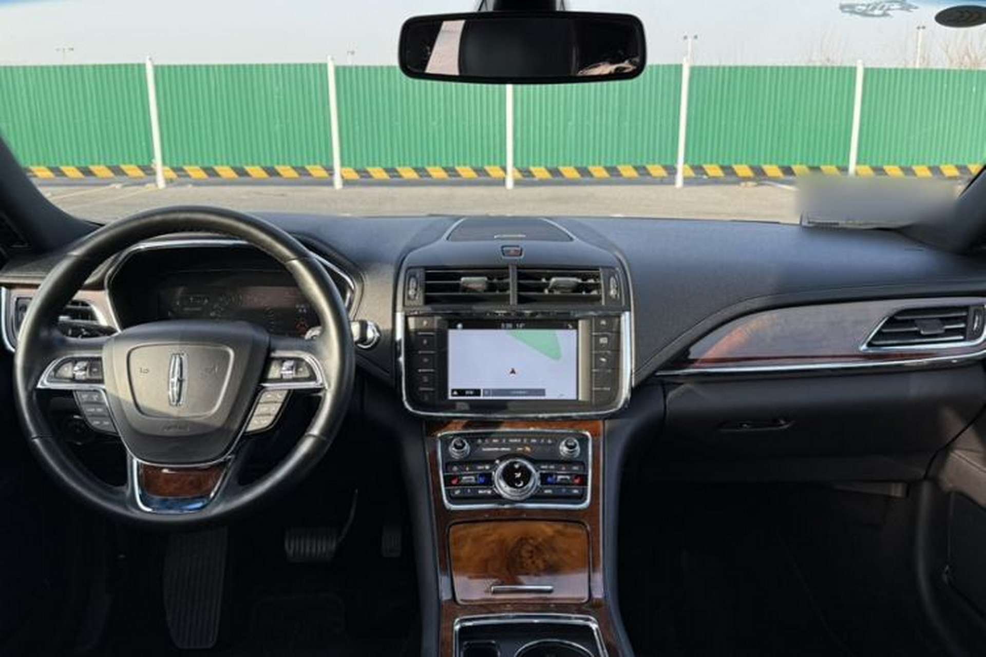 Used Lincoln Continental 2017 2.0T Two-Wheel-Drive Luxury Edition Interior 10