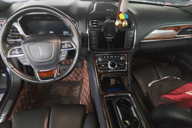 Used Lincoln Continental 2017 2.0T Two-Wheel Drive Prestige Edition Interior 2